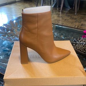 Steve Madden Tara Bootie